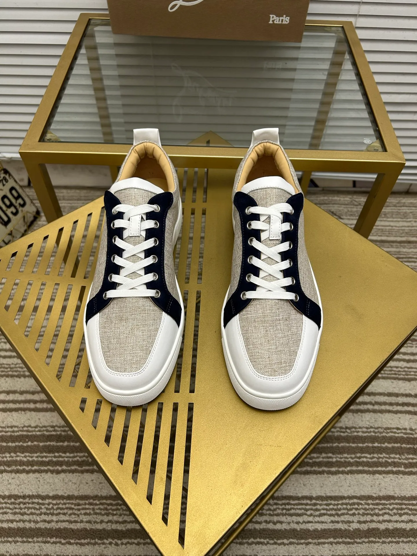 (Customized model) Ex-factory price is 480. christian louboutin (CL red sole shoes) counter series, casual sneakers for couples 📢 📢 📢 Exclusive hot style release 🎈🎈💪 Movable latex feet 👻 Finished outsole line [Proud] 😝Female 35-40# Male 38#-46, global supply😝 [Top version]: Original imported genuine leather upper, top original leather lining, original molded TPU outsole, original 1:1 detail processing, original shoe last,